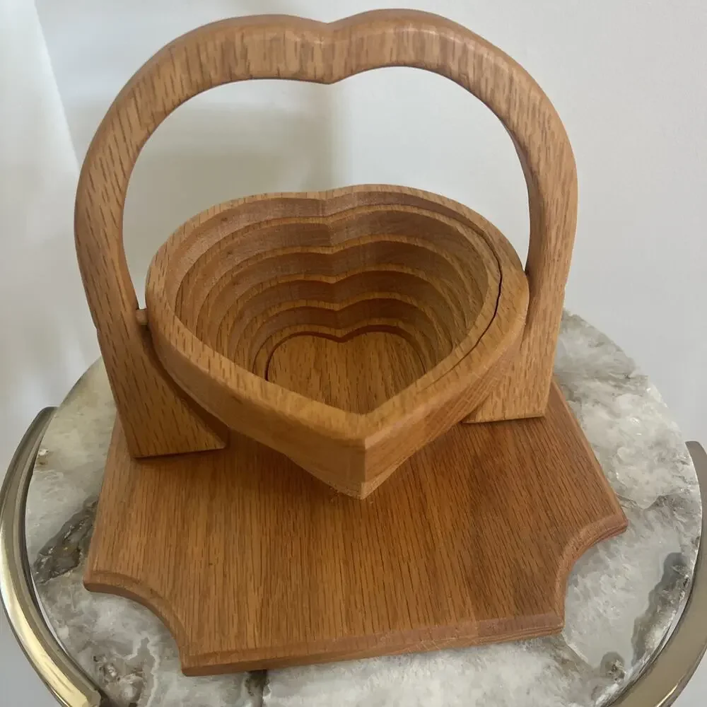 Vtg Amish Collapsible Wooden Heart Basket Four Acre Wood Arthur IL Trivet Bowl